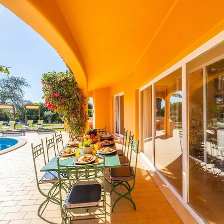 Villa In Cerro De Aguia With Private Pool Вилла Албуфейра