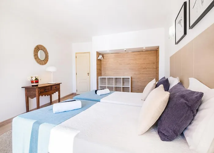 Villa Villa In Cerro De Aguia With Private Pool Albufeira